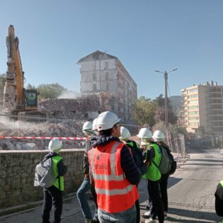 operation-les-coulisses-du-batiments-le-vendredi-13-octobre-2023